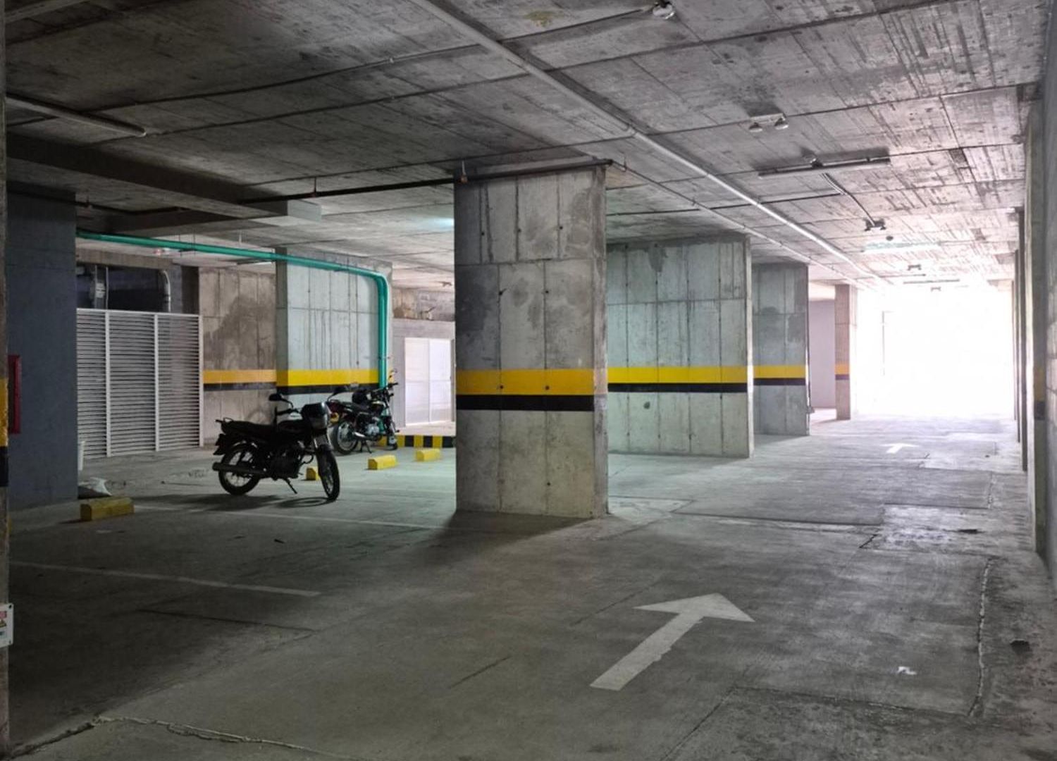Centro De Convenciones, Aeropuerto *